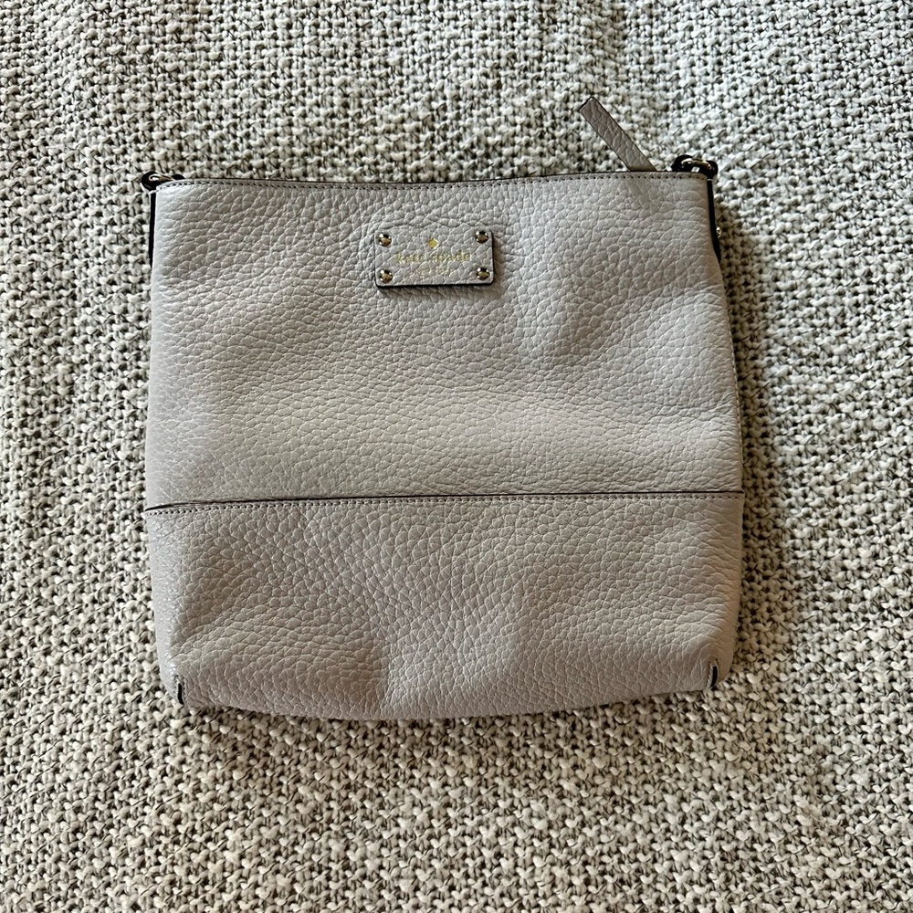 Kate Spade Light Gray Pebbled Leather Crossbody Bag